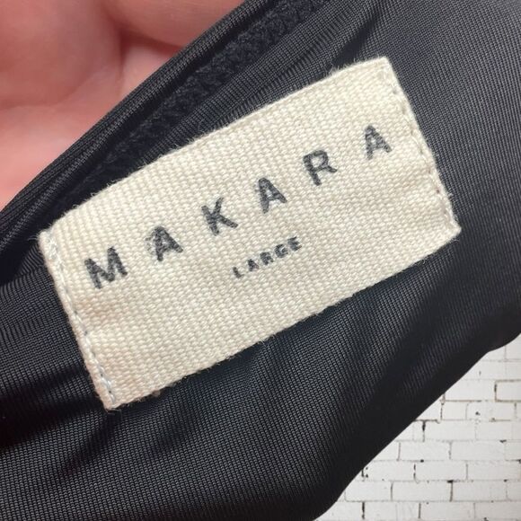 Makara Open Low back Elegant Black Women's Swim L - Picture 3 of 3